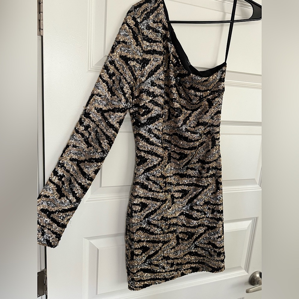 Homecoming / Cocktail Dress !!